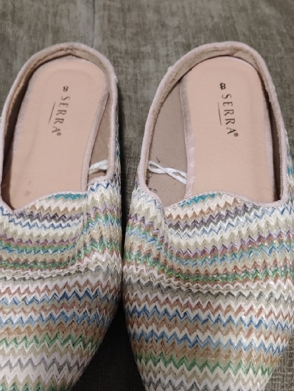 SERRA Women's Multicolor Slip-On Flats